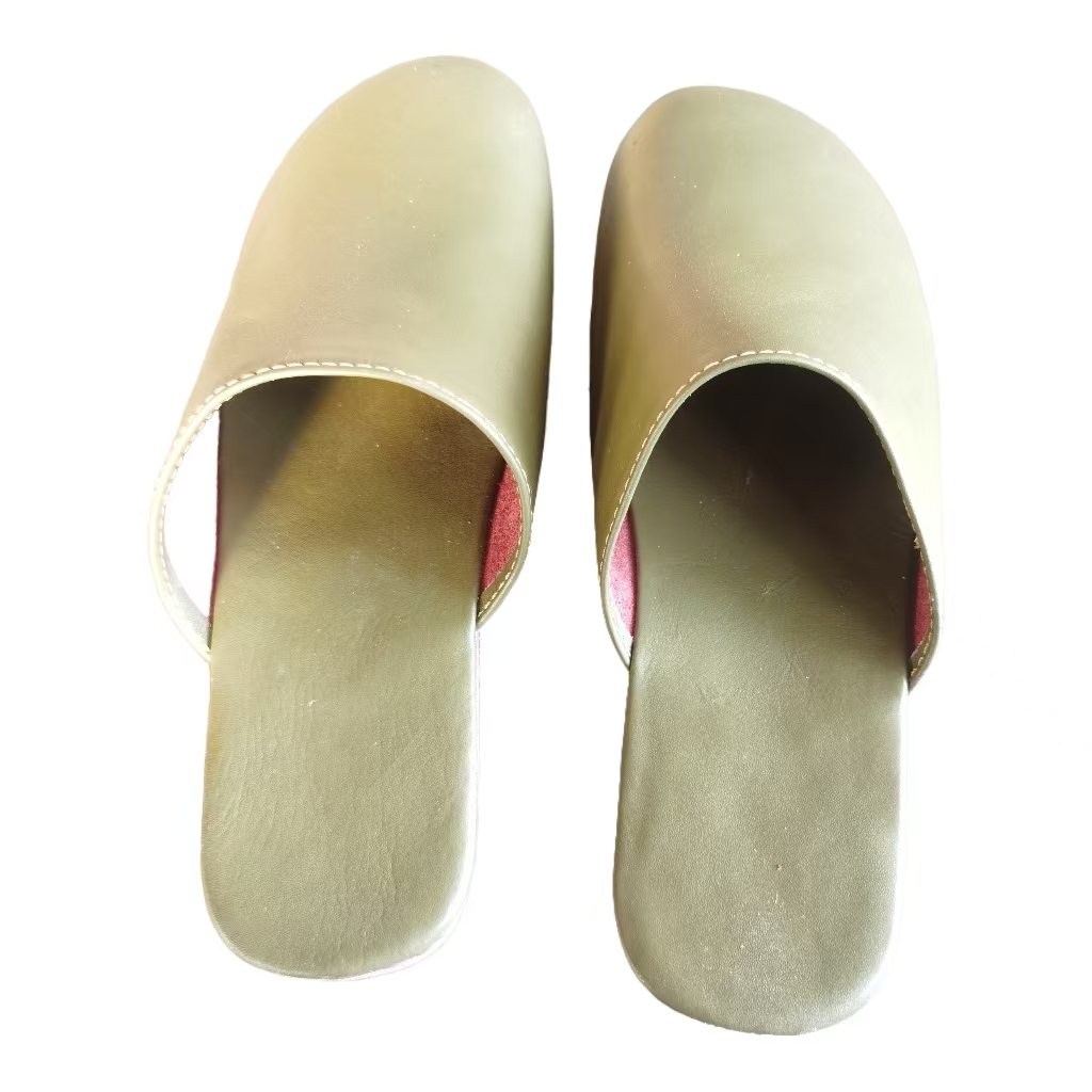 Beige pair